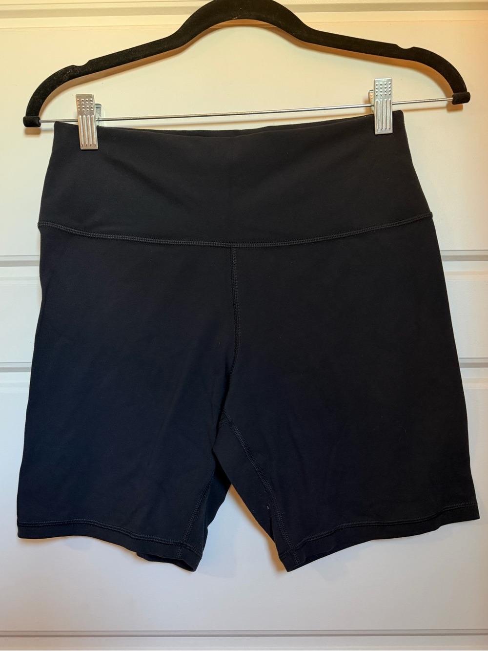 Athleta Transcend 7” short